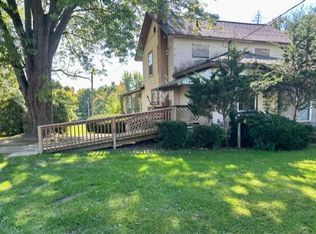 7111 Evans Rd, Eau Claire, MI 49111