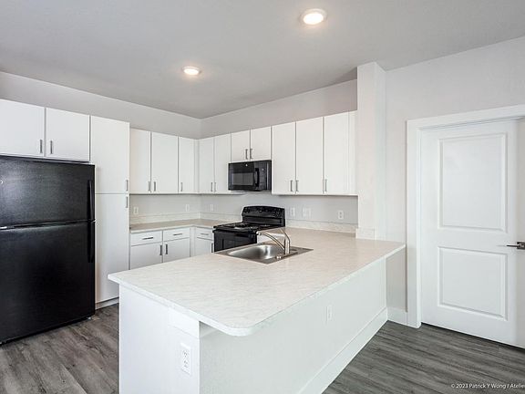 4th image of 3200 Montopolis Dr #2B-2Ba-905Sqft