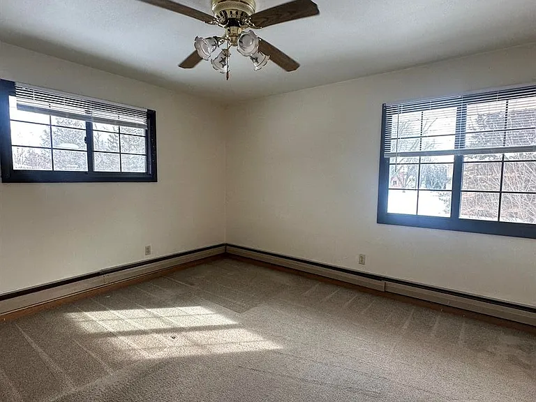 Apex Apartments — Photo 17