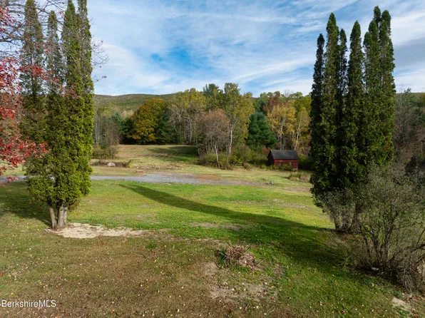 462 Henderson Rd, Williamstown, MA 01267