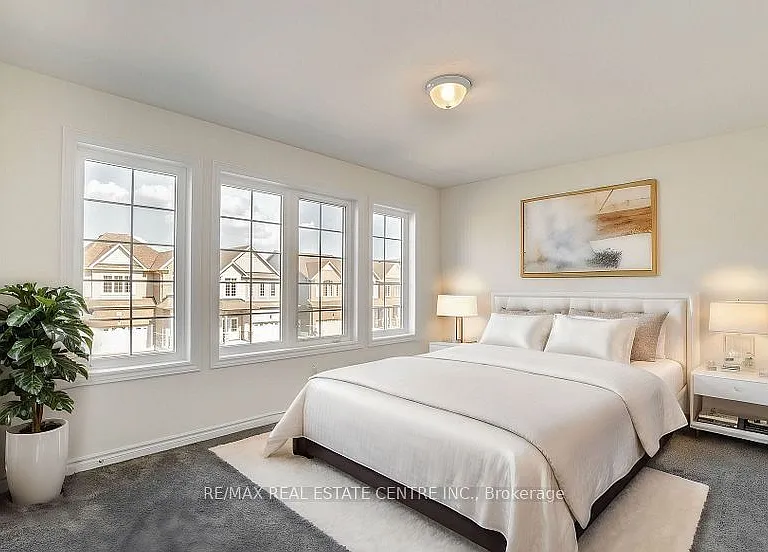36 Henry Maracle St #UPPER — Photo 12