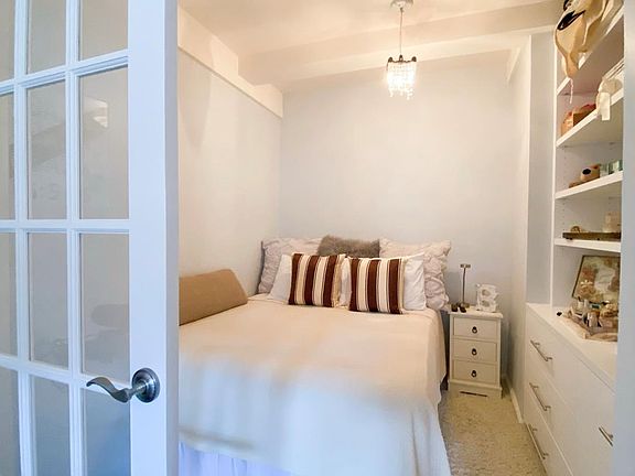5th image of 405 W 23rd St APT 5K