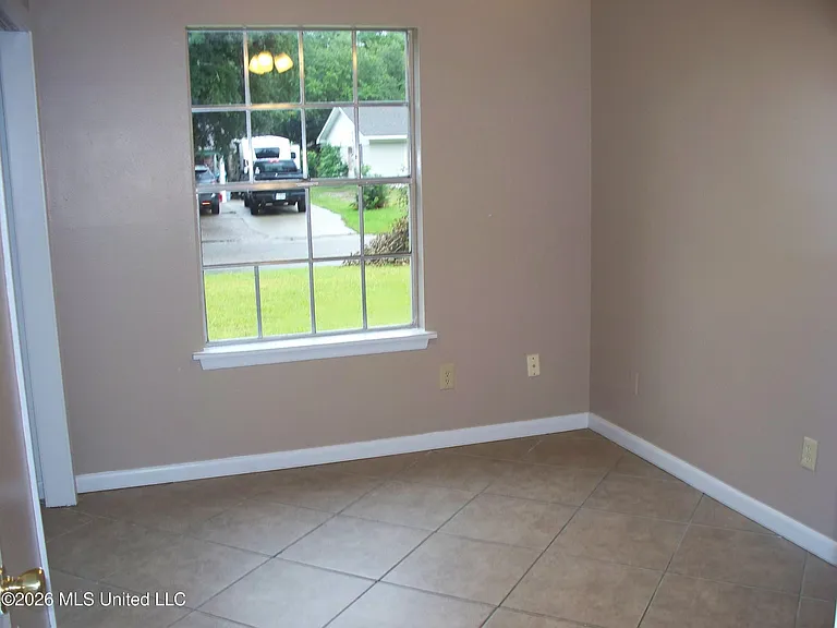 2712 Connor Dr — Photo 15