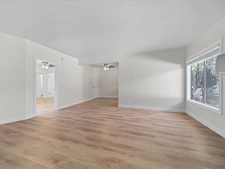 11661 Erwin St #19 — Photo 1
