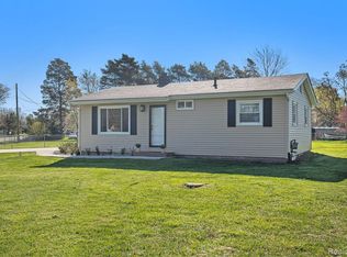 11353 Main Rd, Fenton, MI 48430