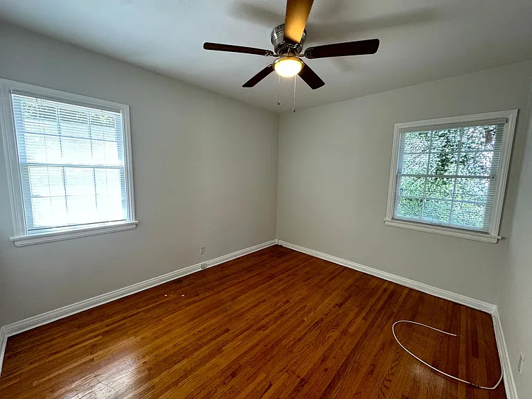8951 Cynthia St — Photo 10