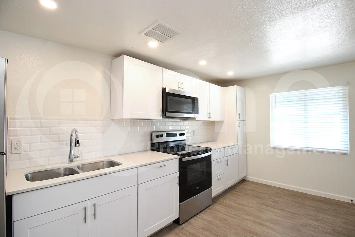 1 bed, 1.0 bath, 473 sqft, $999 — Photo 3