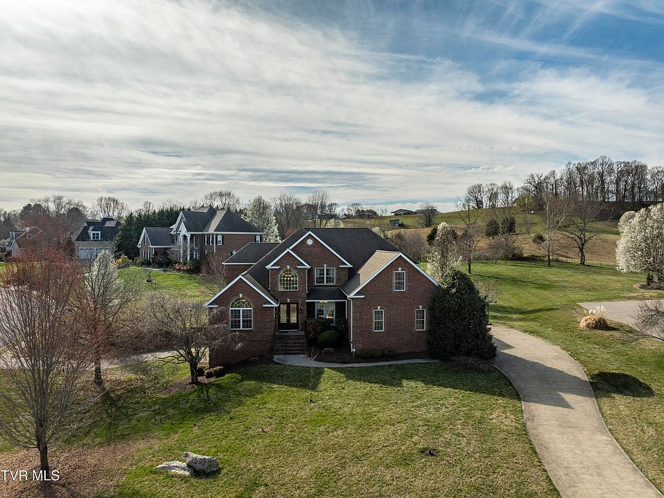 79th image of 405 Heather View Dr