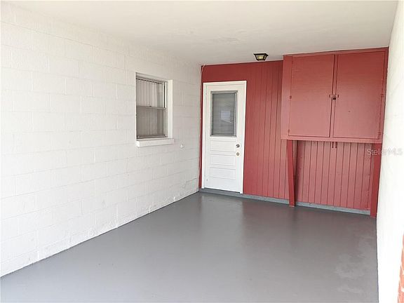 4th image of 10004 Daffodil St #50
