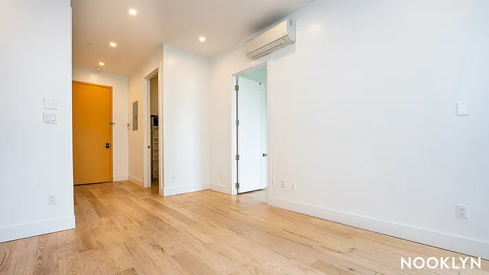 Rented by Nooklyn NYC LLC | media 17