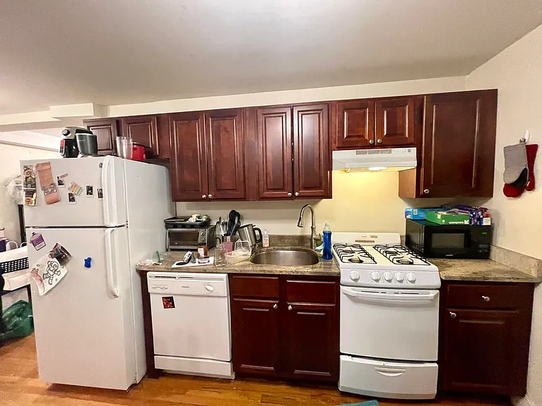 84 Fenway #B1 — Photo 15