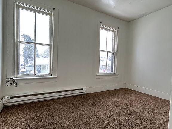 3rd image of 1014 5th Ave S #1014