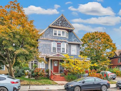 276 West Ave, Bridgeport, CT, 06604