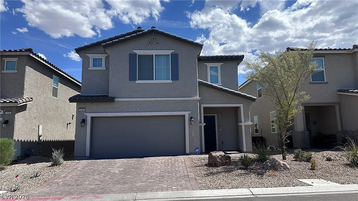 4 bed, 3.0 bath, 2533 sqft, $3,500 — Photo 1
