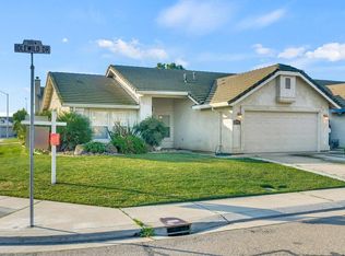 290 Idlewild Dr, Lodi, CA 95240