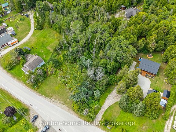 3rd image of 29 Stokes River Rd