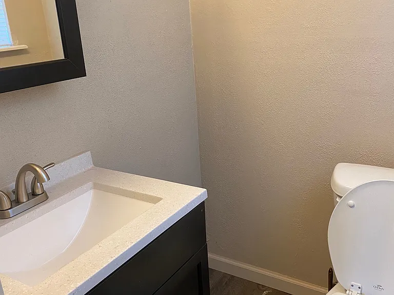 4808 Sunset Ter — Photo 16