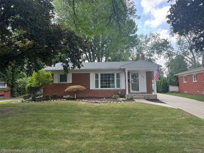 1696 Hazel St, Birmingham, MI, 48009