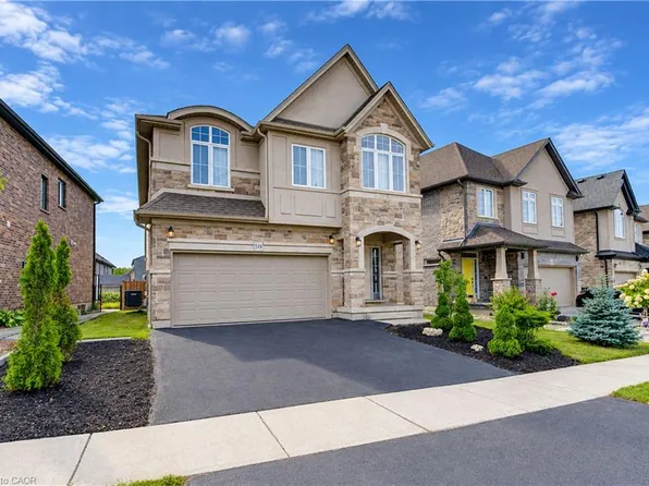 519 Gristmill St, Waterloo, ON N2K 0C9