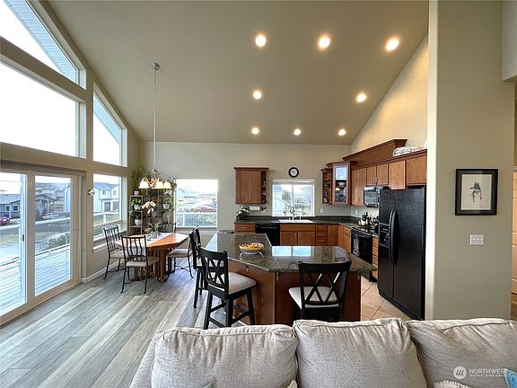 5th image of 1445 Diamond Head Avenue SW