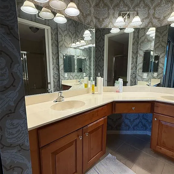 3500 Oaks Clubhouse Dr #303 — Photo 16