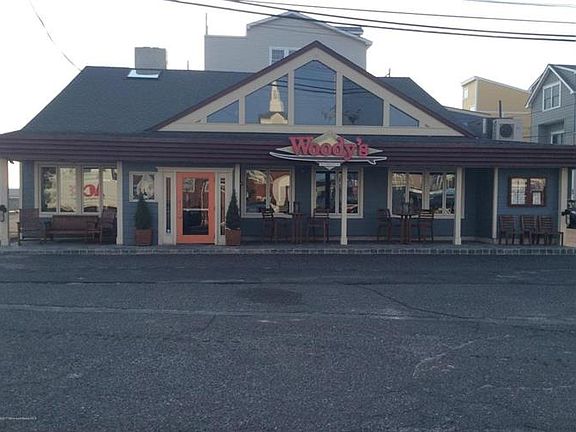 4th image of 1080 Ocean Ave