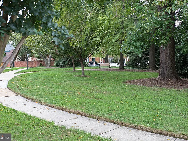7041 Alicent Pl — Photo 20