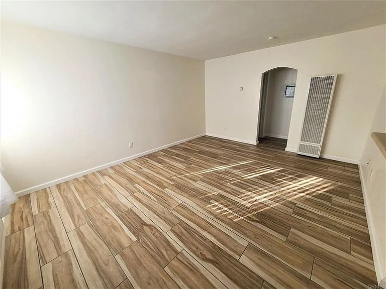 4425 50th St #9 — Photo 3