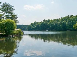 11128 Harbor Ct #1128, Reston, VA 20191