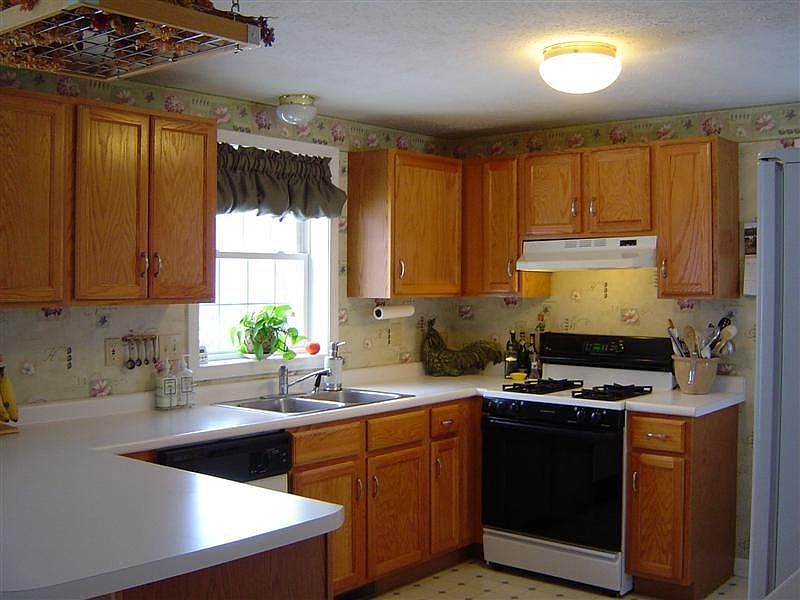 Applianced kitchen
