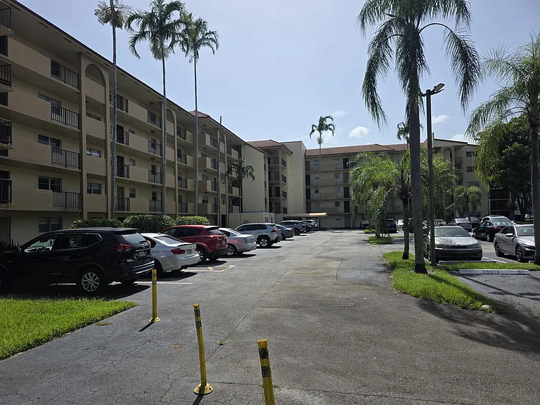 3905 N Nob Hill Rd #206 — Photo 39