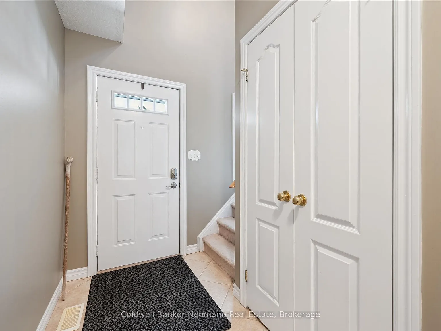2 bed, $4,000 — Photo 3