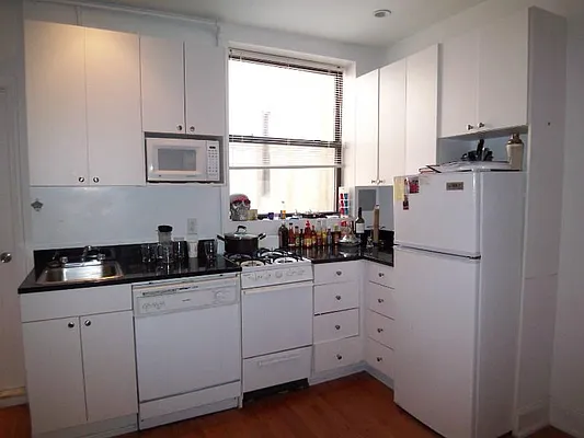 Rented by Centric New York | media 28