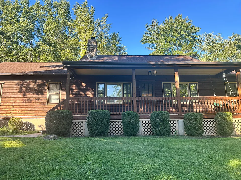 1058 Hoffman Rd