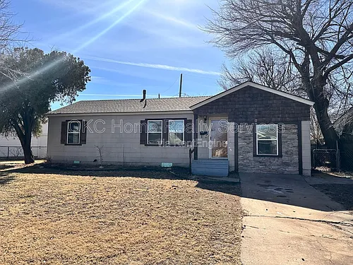 312 Bolton Pl Photo 1