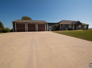 2418 Newman Rd, Perry, KS 66073