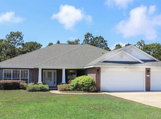 2247 Smallwood Dr, Navarre, FL 32566