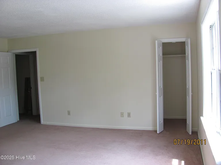 103 Short St #D — Photo 2