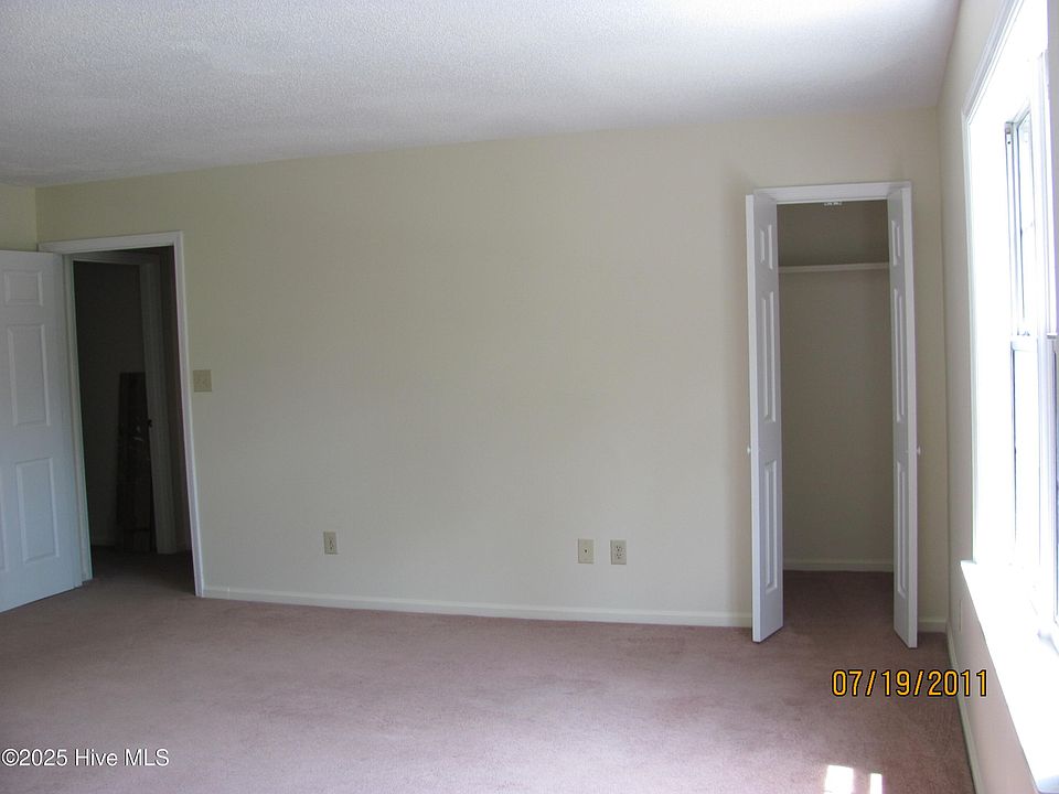 2nd image of 103 Short St APT D