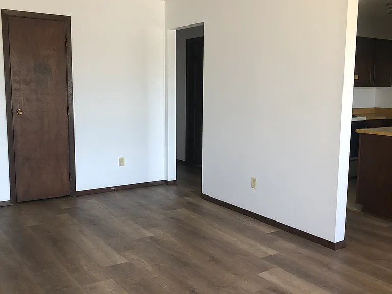 228 S Garfield Ave #1 — Photo 4