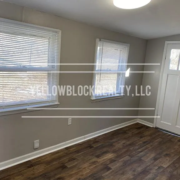 8321 Lydia Ave — Photo 11