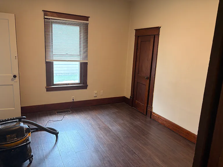 515 W Woodland Ave — Photo 8