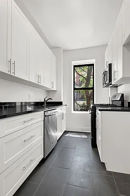 Rented by Cooper & Cooper Real Estate | media 20