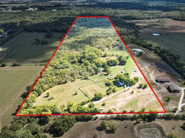 648 County Road 4618, Wolfe City, TX 75496