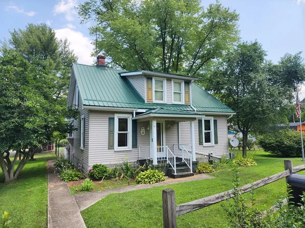 643 Railroad St, Mapleton Depot, PA 17052