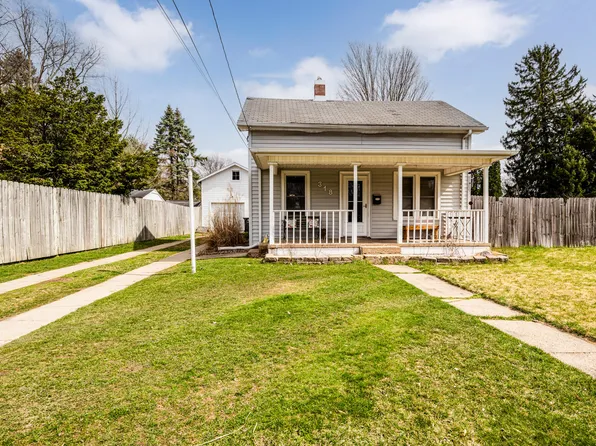 318 Chippewa St, Buchanan, MI 49107