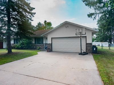2031 Washington Ave, Plover, WI, 54467