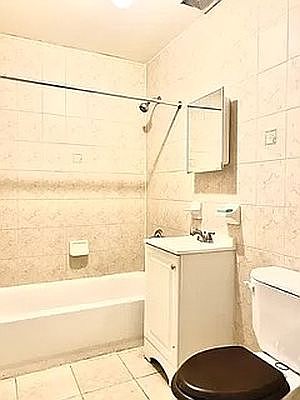 1st image of 117 Maujer St #1F