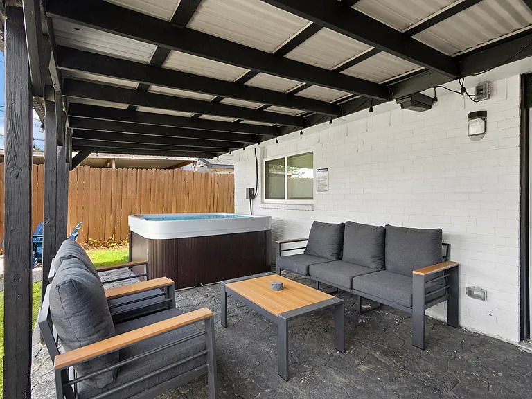 3410 Country Club Dr — Photo 25