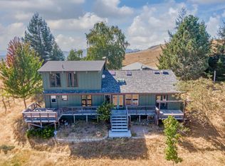 661 Tim Mullen Rd, Kneeland, CA 95549
